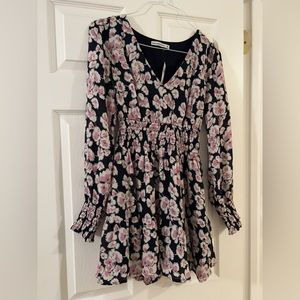 NWT XS long sleeve Abercrombie dress. Fits TTS. Never been worn